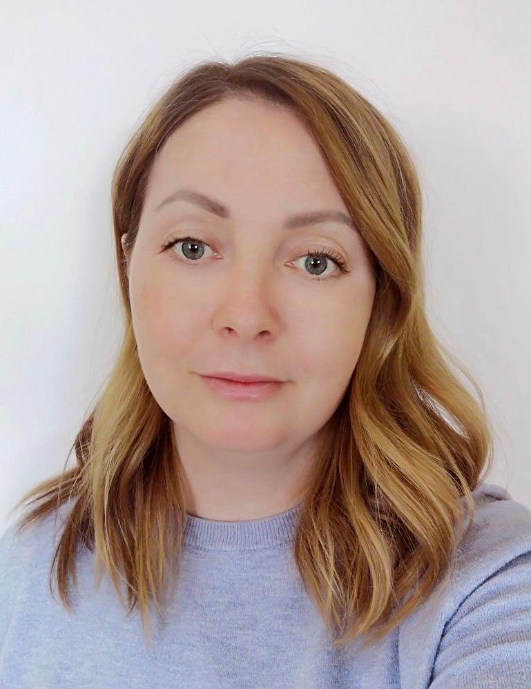 Косенкова Анастасия<br><span style="font-weight: 400;">Монтессори-педагог группы 3-6</span>