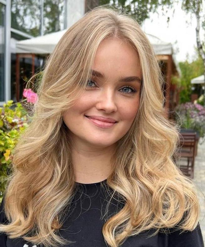 Анна Рыженкова<br><span style="font-weight: 400;">Вечерний педагог группы 3-6</span>