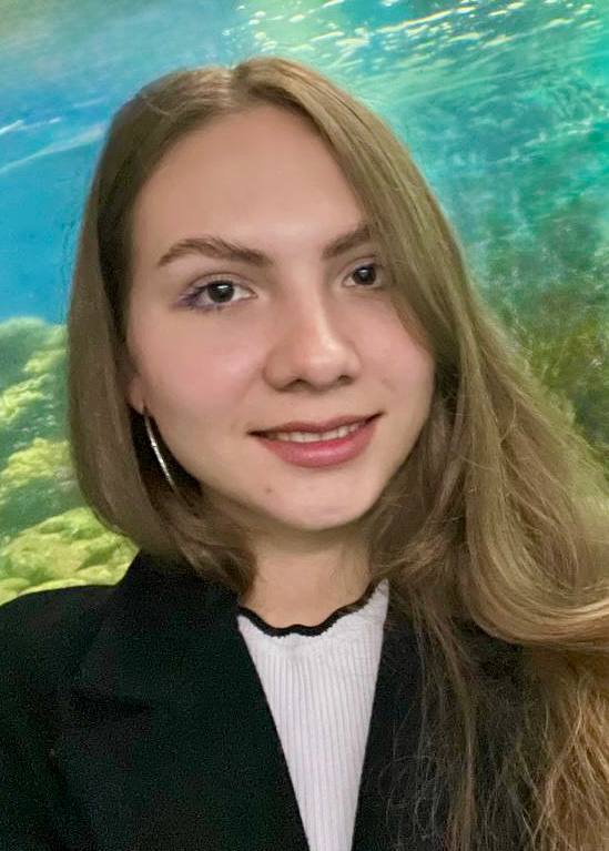 Анна Филатова<br><span style="font-weight: 400;">Монтессори-педагог группы тоддлер</span>