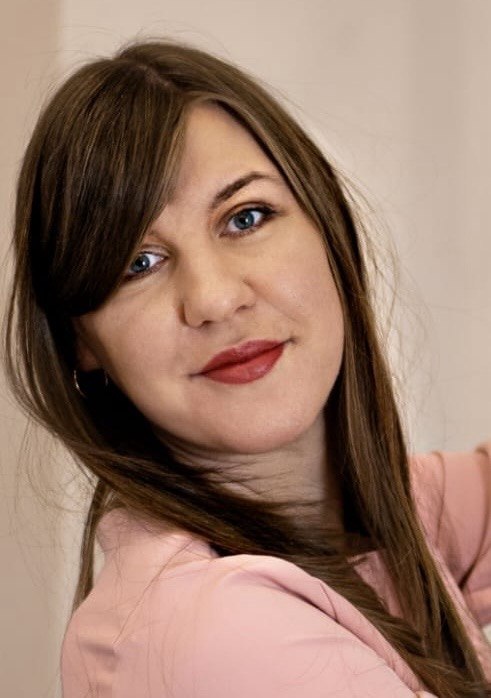 Елена Юдина<br><span style="font-weight: 400;">Педагог по живописи и пластилинографии</span>